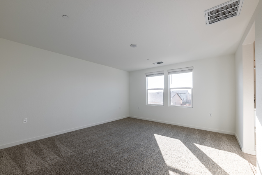 A room with windows.