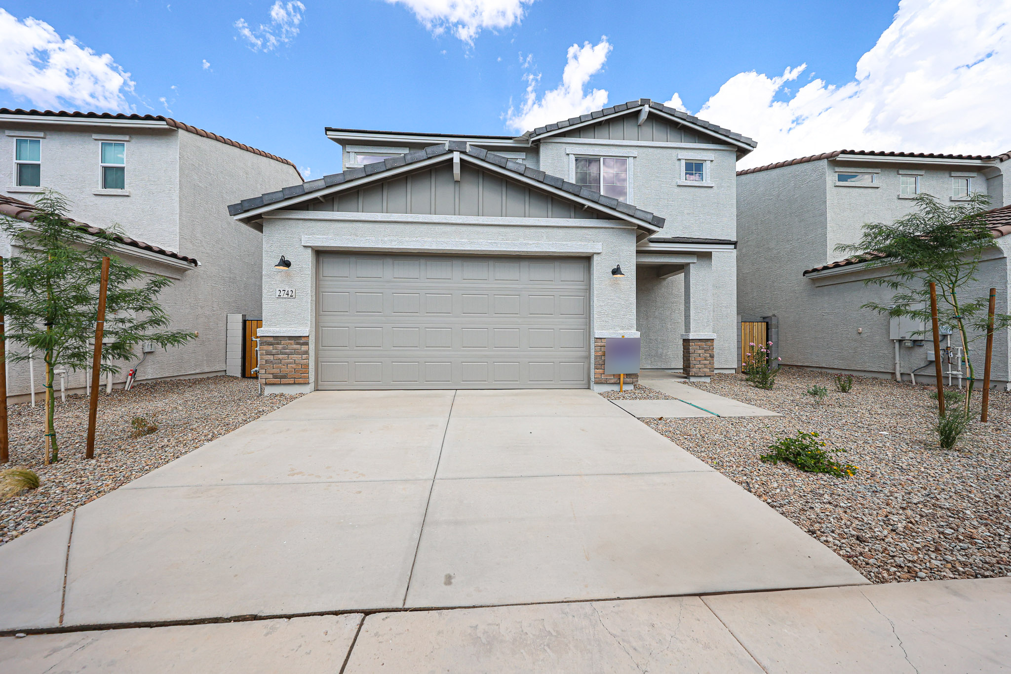 A garage in a neighborhood.