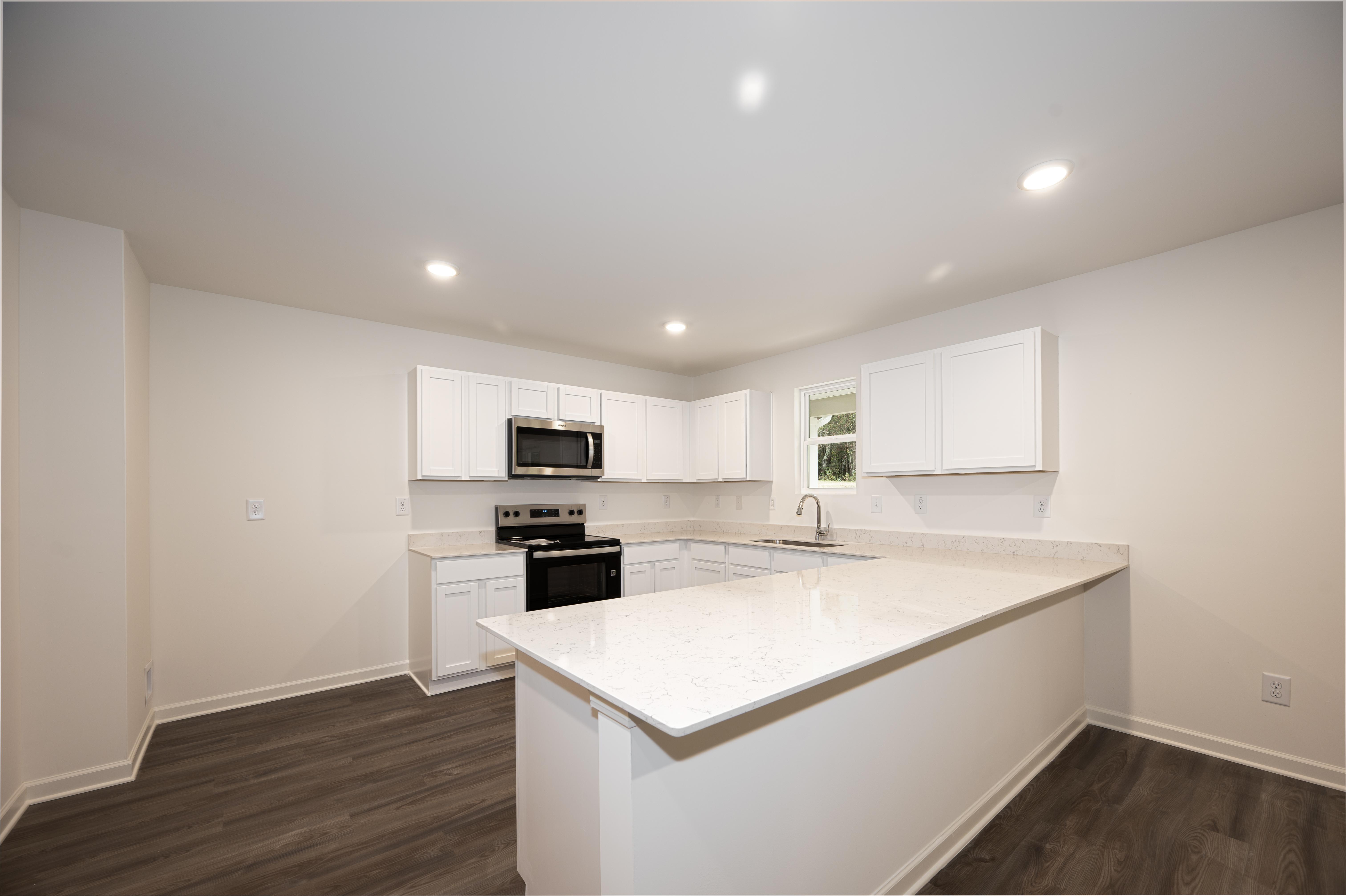 kitchen 1 - augusta - unfurnished + quartz - se arrowhead by the lake